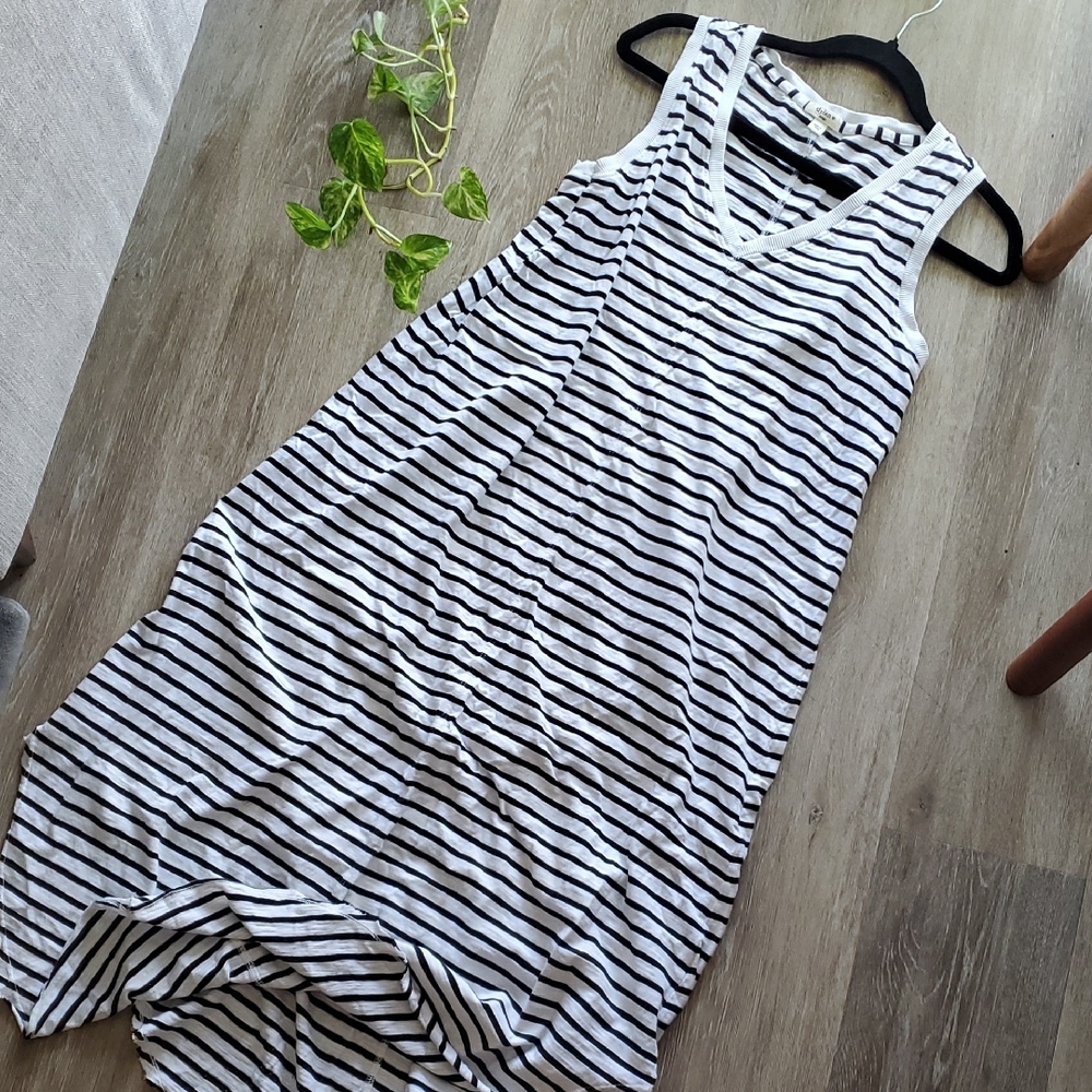 Dylan Black and White Striped V-Neck Dress Size Large